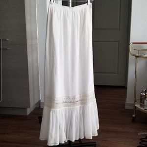 Bohemian flowy cut out lace detail maxi skirt